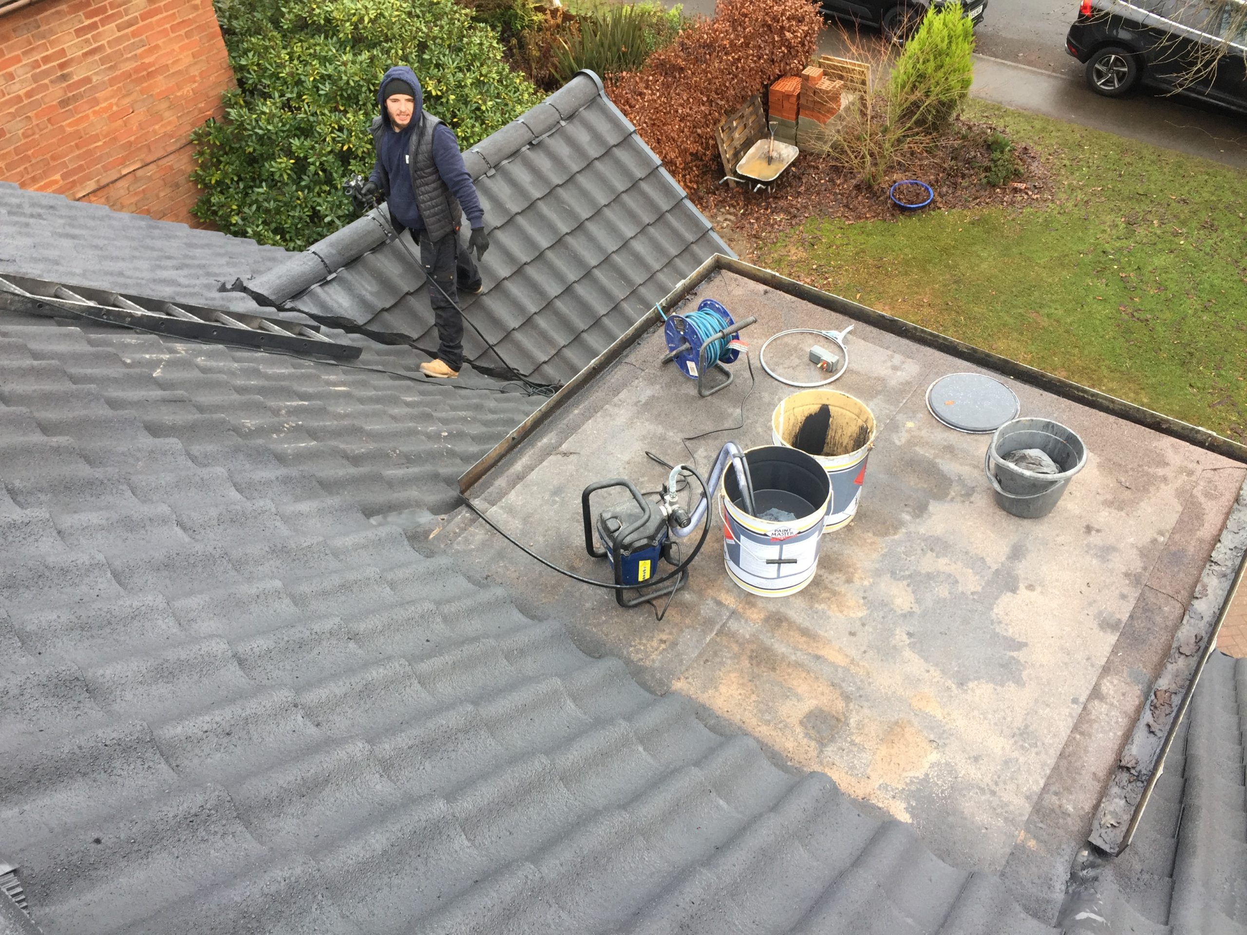 Tettenhall – Acrylic Roof Spraying